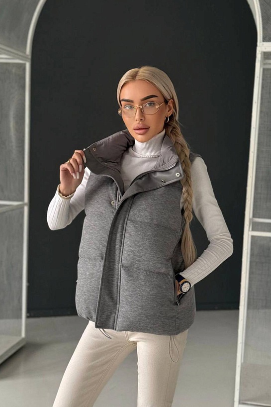 Женская серая жилетка Loro Piana