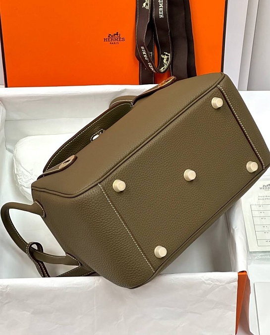 Женская кожаная сумка Hermes Lindy Premium 26x18x13 см - Olive