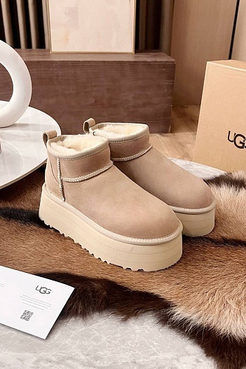 Женские ботинки UGG Classic Ultra Mini Platform - Beige   