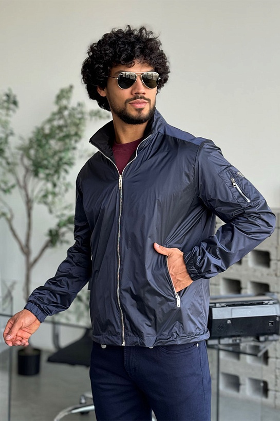 Двусторонняя ветровка Prada