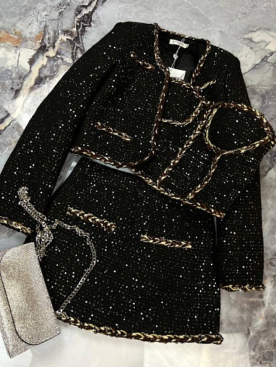 Чёрный женский костюм тройка Chanel   