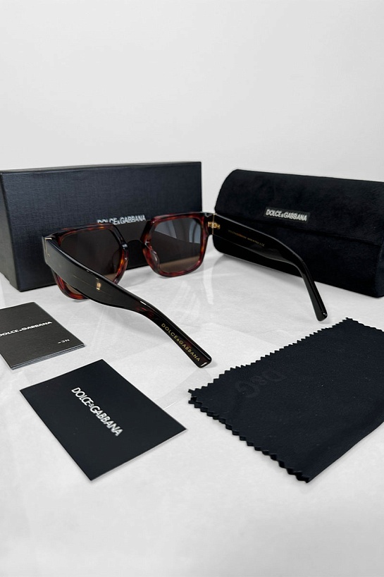 Солнцезащитные очки Dolce & Gabbana