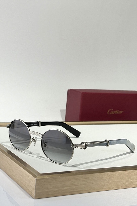 Солнцезащитные очки Cartier