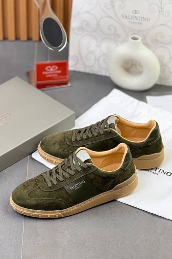 Замшевые кроссовки Valentino Upvillage - Khaki   