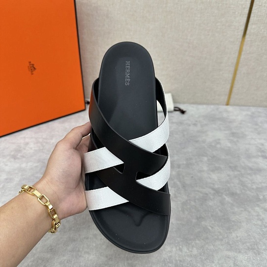 Мужские шлёпанцы Hermes Kazimir - Black / White
