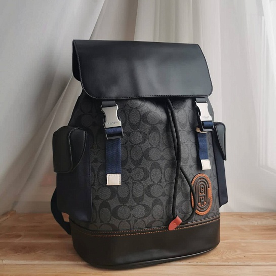 Кожаный рюкзак Coach Rivington 40x30 см