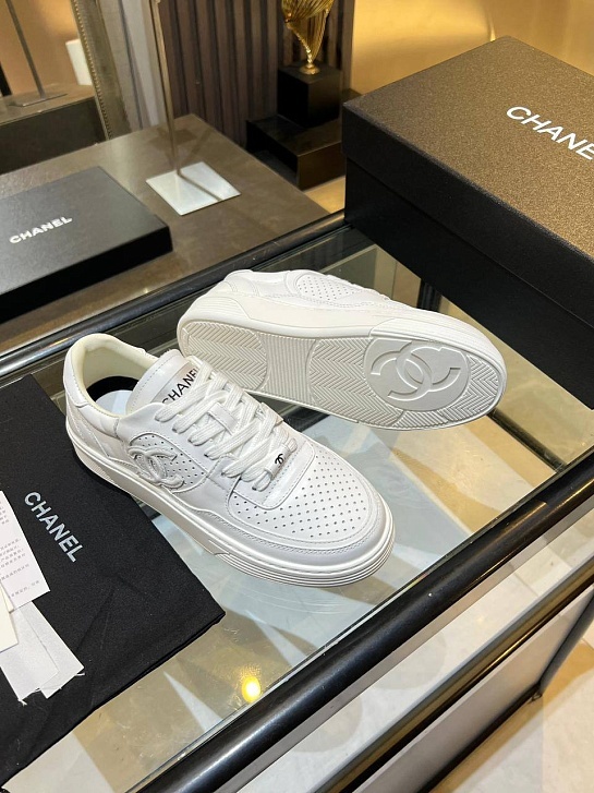 Женские кожаные кроссовки Chanel Premium - White