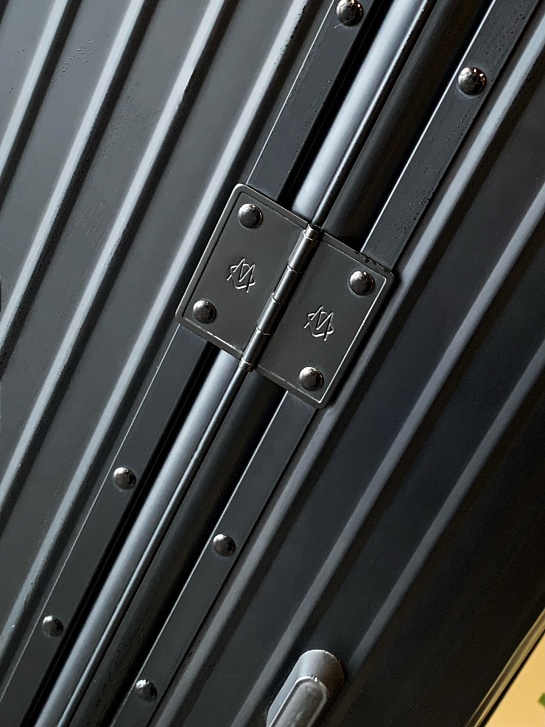 Чемодан Rimowa Aluminum Trunk Premium 77x42x36 см