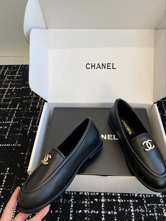 Женские кожаные лоферы с мехом Chanel Premium - Black