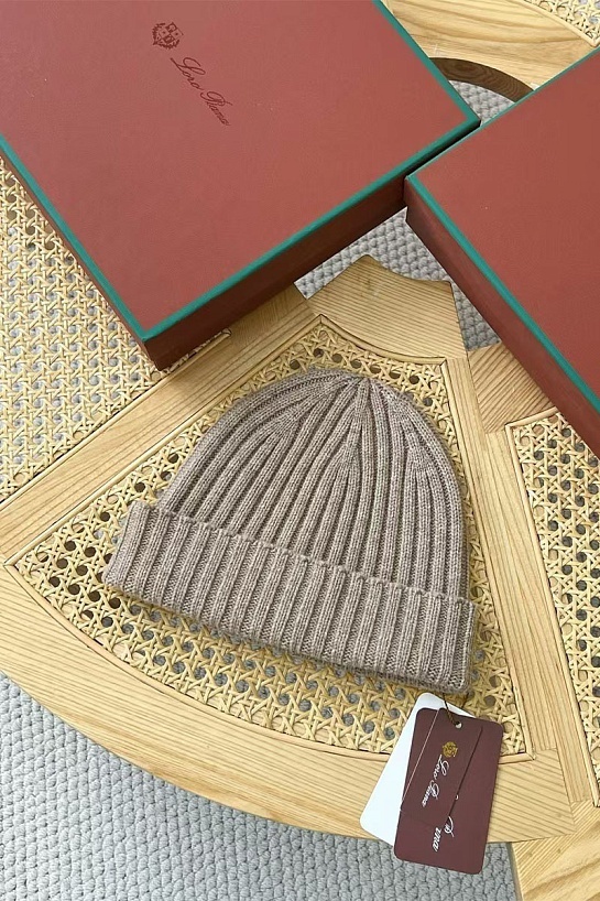 Кашемировая шапка Loro Piana Premium - Light Beige