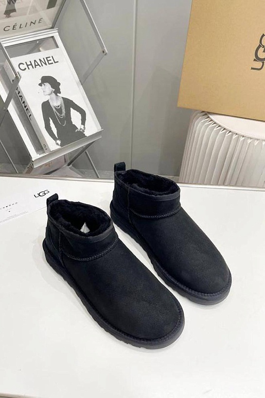 Мужские чёрные ботинки UGG Classic