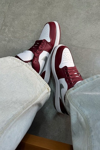 Кроссовки Nike Air Jordan 1 Low "Bordeaux"   