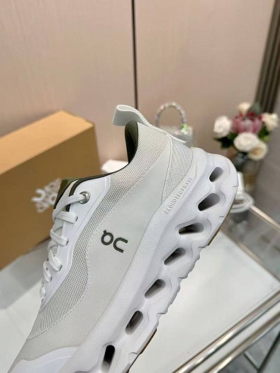Женские кроссовки On x Loewe Cloudtilt 2.0 premium   