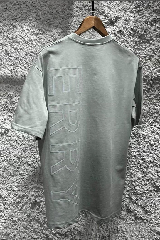 Чёрная оверсайз футболка Burberry logo-embossed