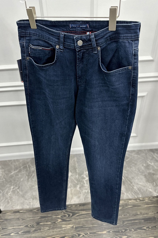 Джинсы тёмно-синего цвета Tommy Hilfiger Regular Fit