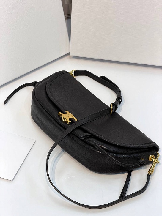 Кожаная сумка Celine Little Halfmoon Soft Triomphe premium 25x13x5 см