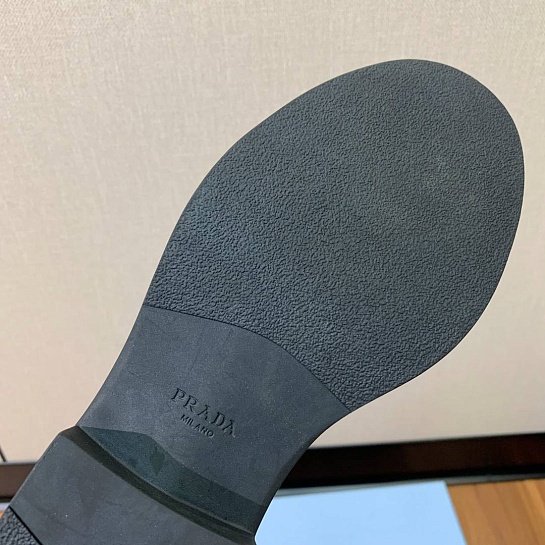 Женские кожаные лоферы Prada premium