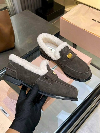 Женские лоферы с мехом MIU MIU premium  - Brown   