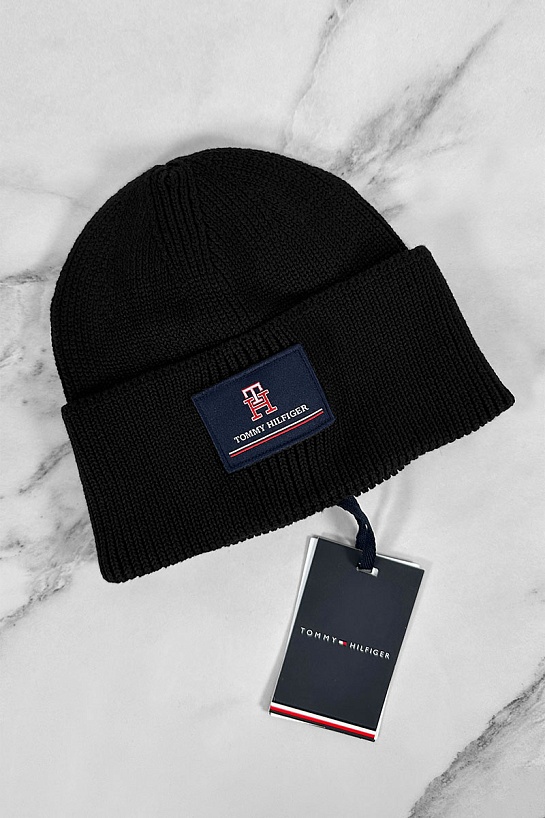 Мужская чёрная шапка Tommy Hilfiger logo-patch
