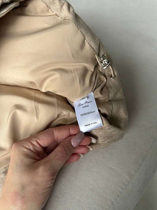 Женская бежевая жилетка Loro Piana