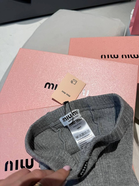 Женские кашемировые колготы MIU MIU серого цвета