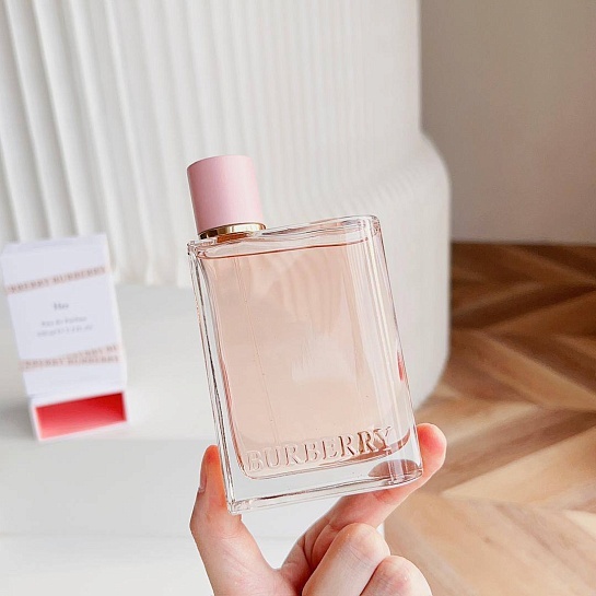 Парфюмерная вода Burberry Her (100 мл)