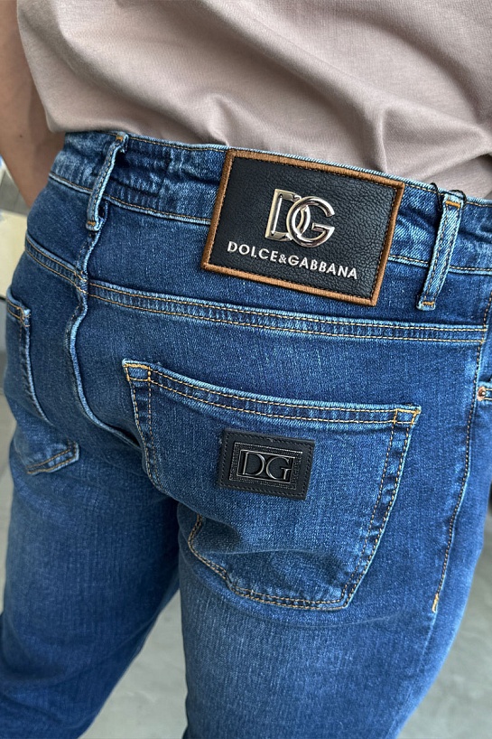 Мужские джинсы синего цвета Dolce & Gabbana logo-plaque