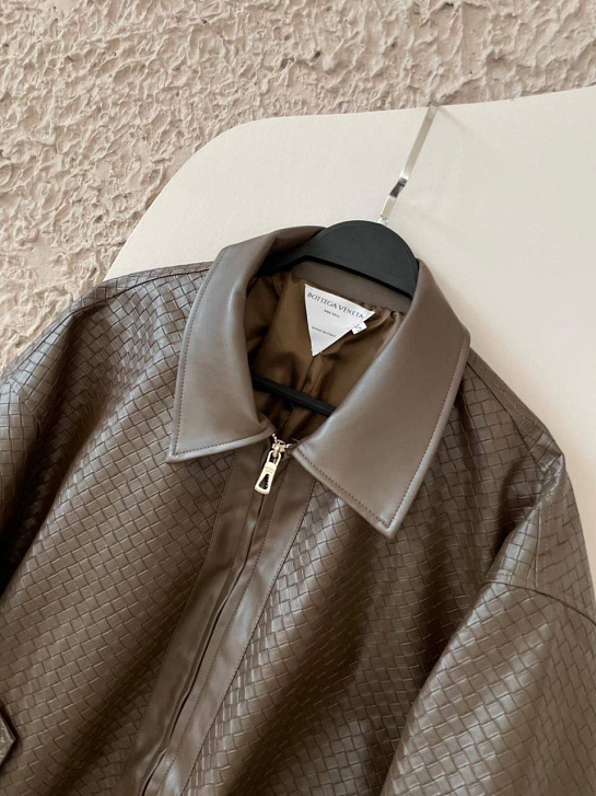 Женская куртка из эко кожи Bottega Veneta