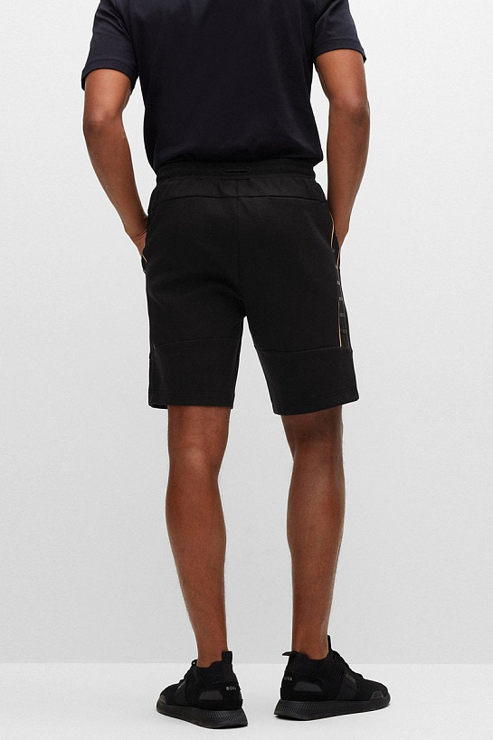 Мужские чёрные шорты Hugo Boss taped logo
