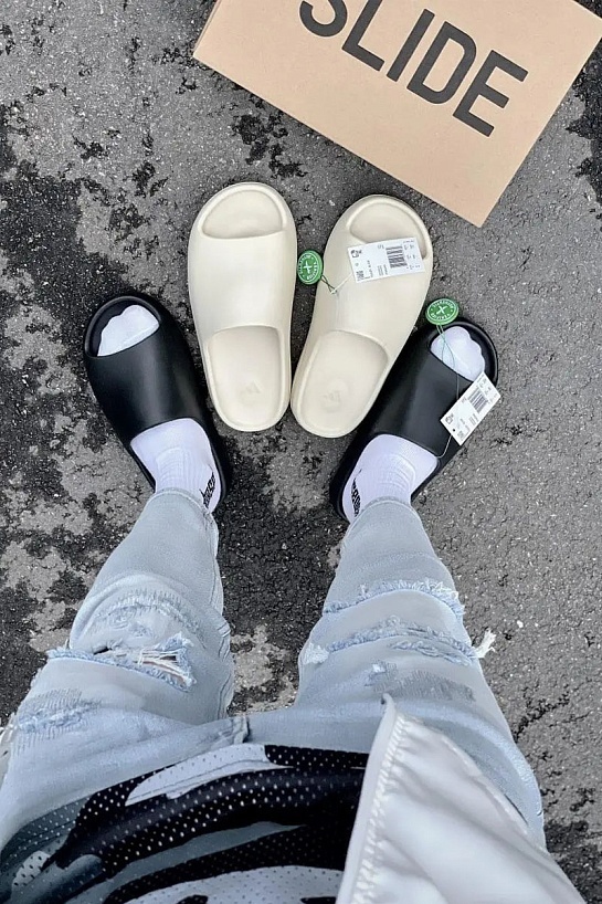 Шлепанцы Adidas Yeezy Slide - Bone