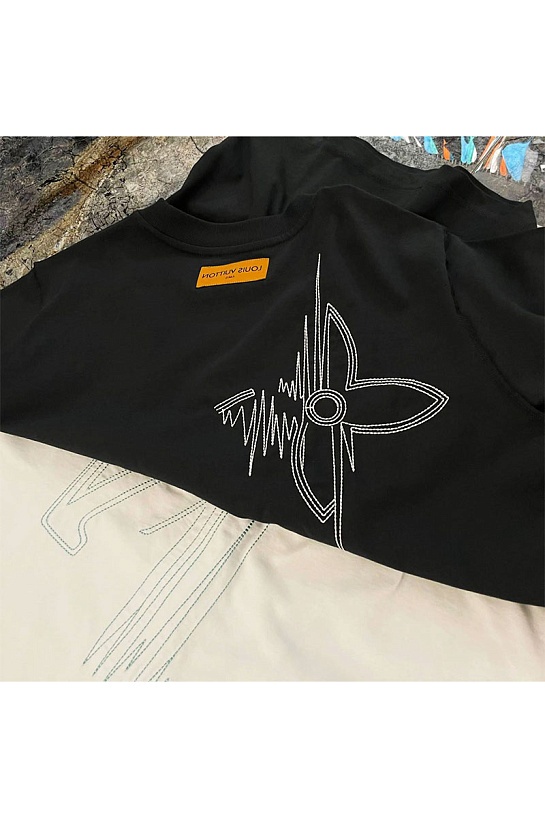 Чёрная оверсайз футболка Louis Vuitton Frequency Graphic