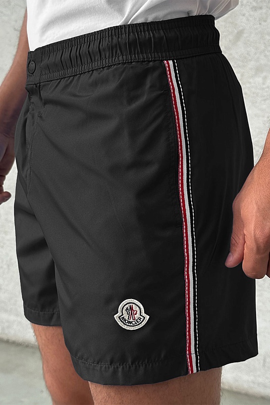 Мужские чёрные шорты Moncler logo-patch