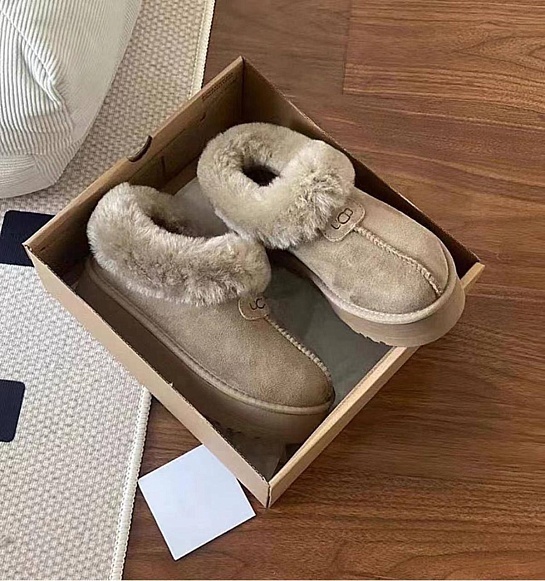 Женские ботинки с мехом UGG Mate Revival - Grey