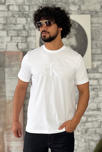 Футболка белого цвета Calvin Klein embroidered-logo   