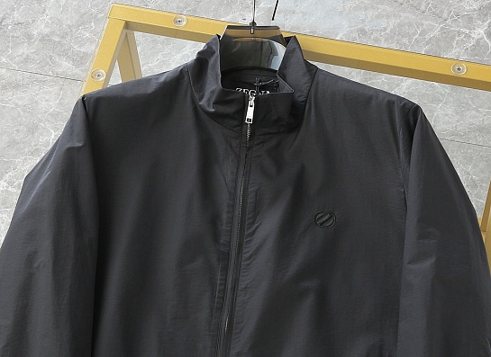 Мужская чёрная ветровка Zegna