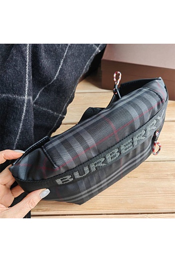 Сумка на пояс Burberry Check 28x14 см   