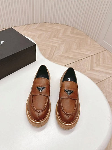 Женские кожаные лоферы Prada Premium - Brown   