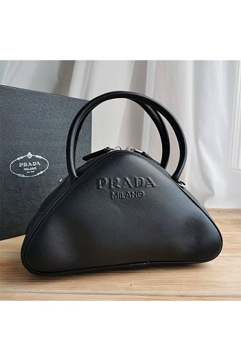 Кожаная сумка Prada Triangle 25x15x11 см (3 расцветки)   