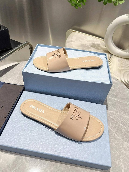Женские кожаные шлёпанцы Prada Premium - Beige