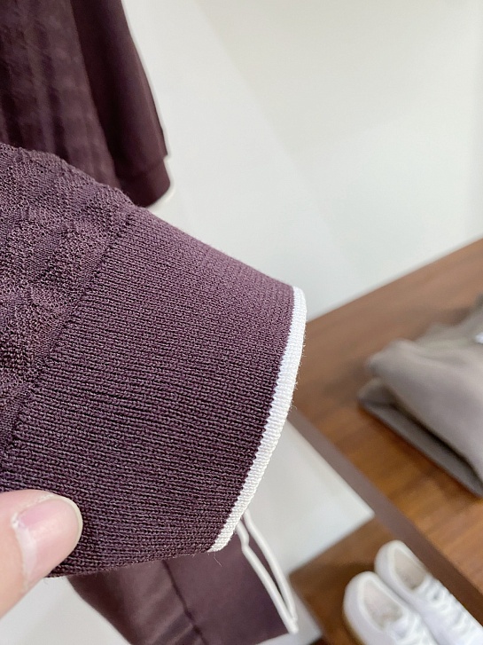 Вязаное поло коричневого цвета Kiton premium