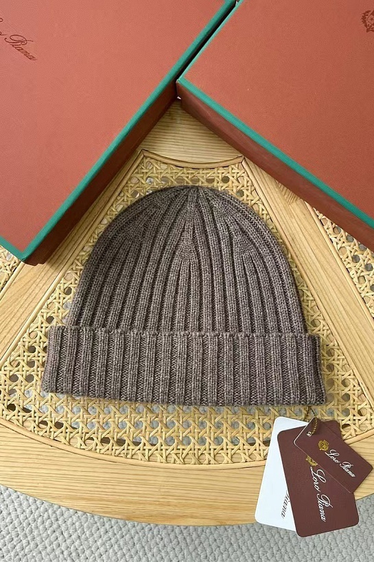 Кашемировая шапка Loro Piana Premium - Beige