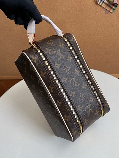 Кожаный несессер Louis Vuitton Dopp Kit Premium 28x15x16.5 см   