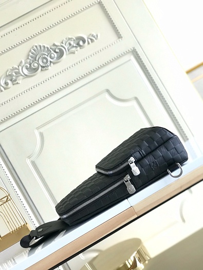 Кожаная сумка Louis Vuitton Avenue Sling Premium 31x20x10 см   