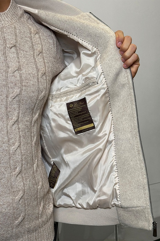 Мужской бомбер Loro Piana бежевого цвета