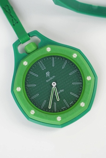 Часы Audemars Piguet x Swatch "Royal Pop" Green Eight premium   