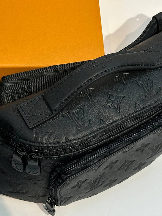 Кожаная сумка Louis Vuitton Rush Bumbag premium 30x15x8 см