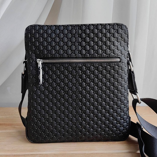 Кожаная сумка Gucci GG Supreme 28х24 см