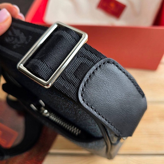 Кожаная сумка Etro с узором пейсли 22x24 см   