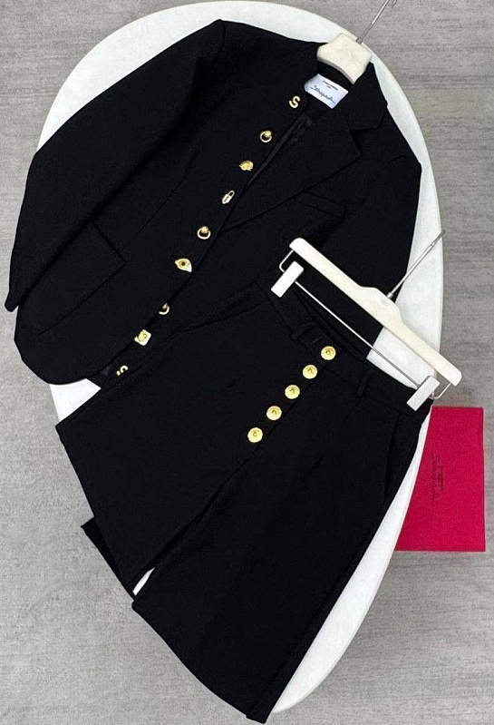 Женский костюм Schiaparelli чёрного цвета premium