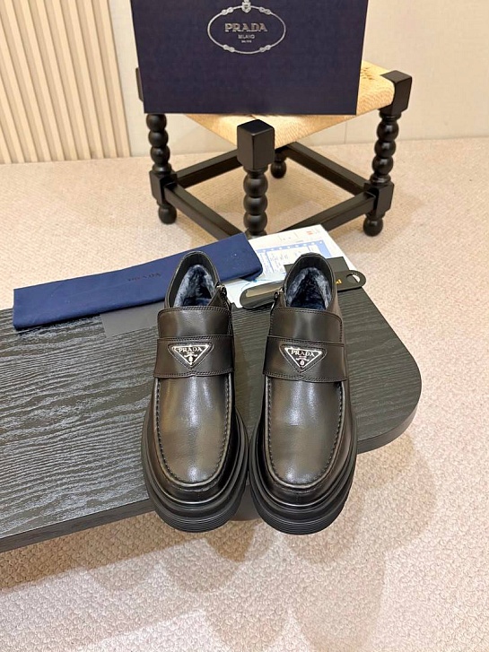 Кожаные ботинки с мехом Prada premium